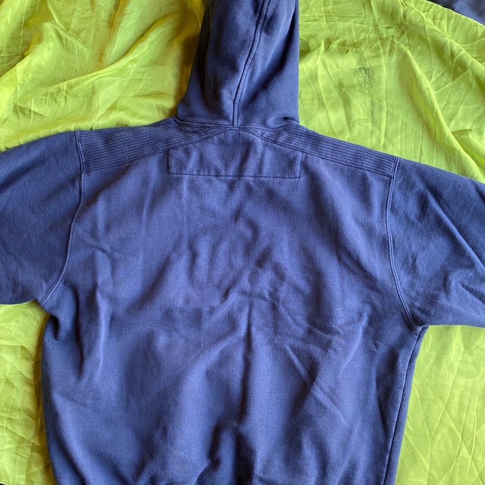 🔥4/$20- Sweatshirt - Picture 2 of 6